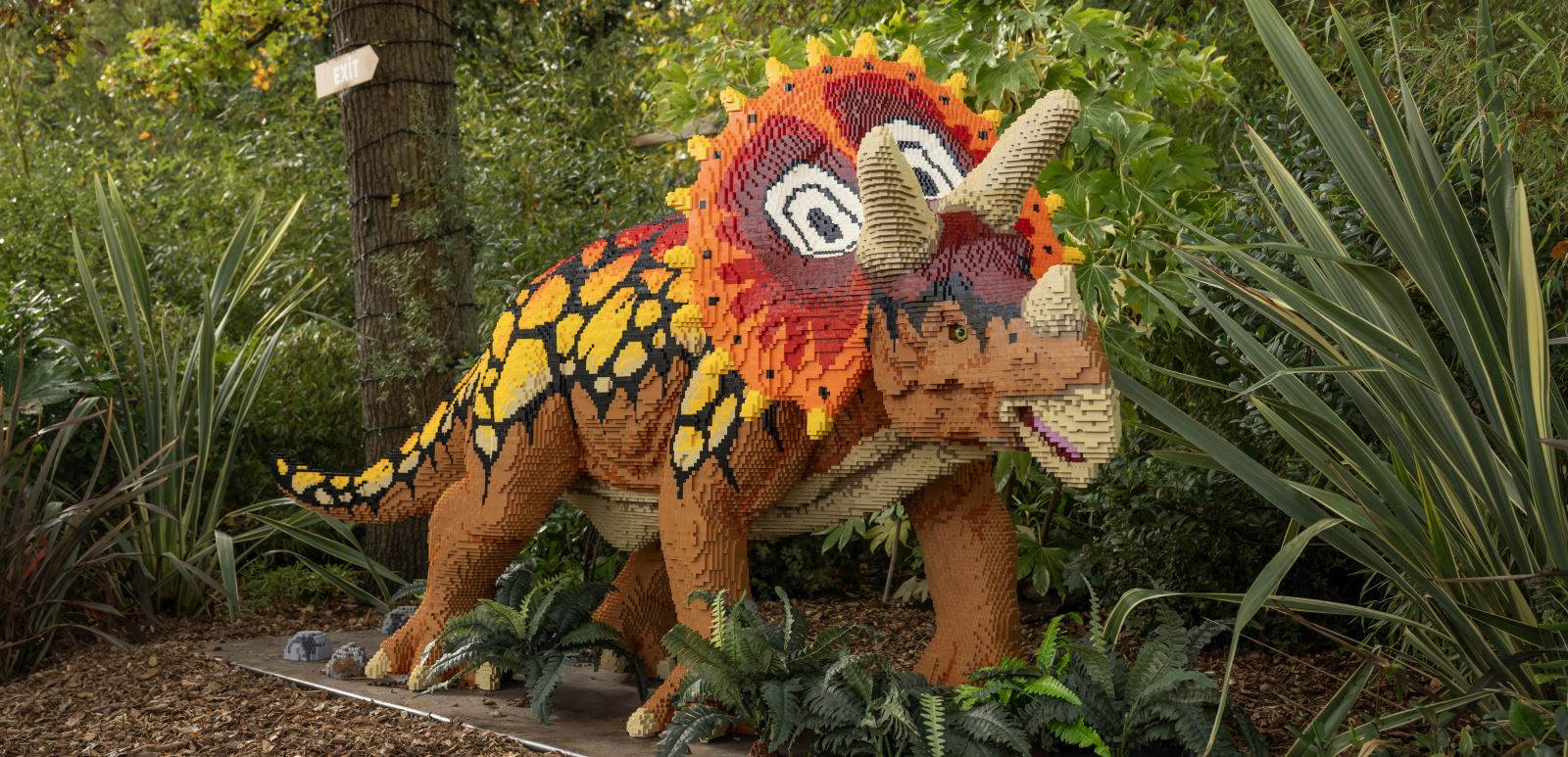 Triceratops brick model